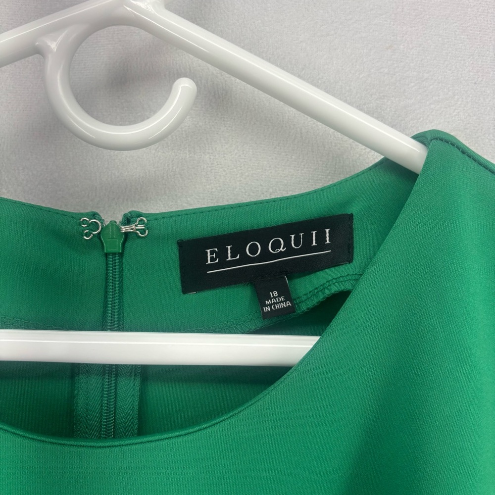 Eloquii Ultramarine Green Flare Sleeve Scuba Dress size 18 Plus Size Knee Length - Picture 10 of 12